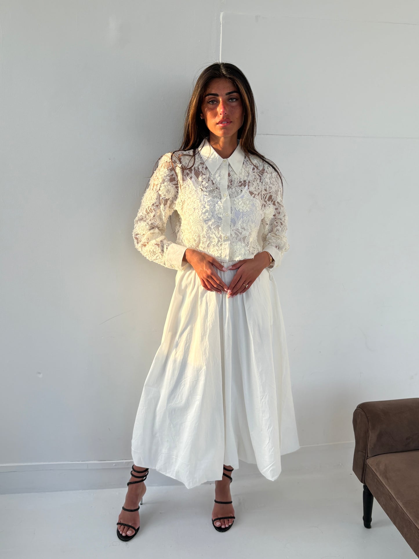 Chemise fleurie en dentelle