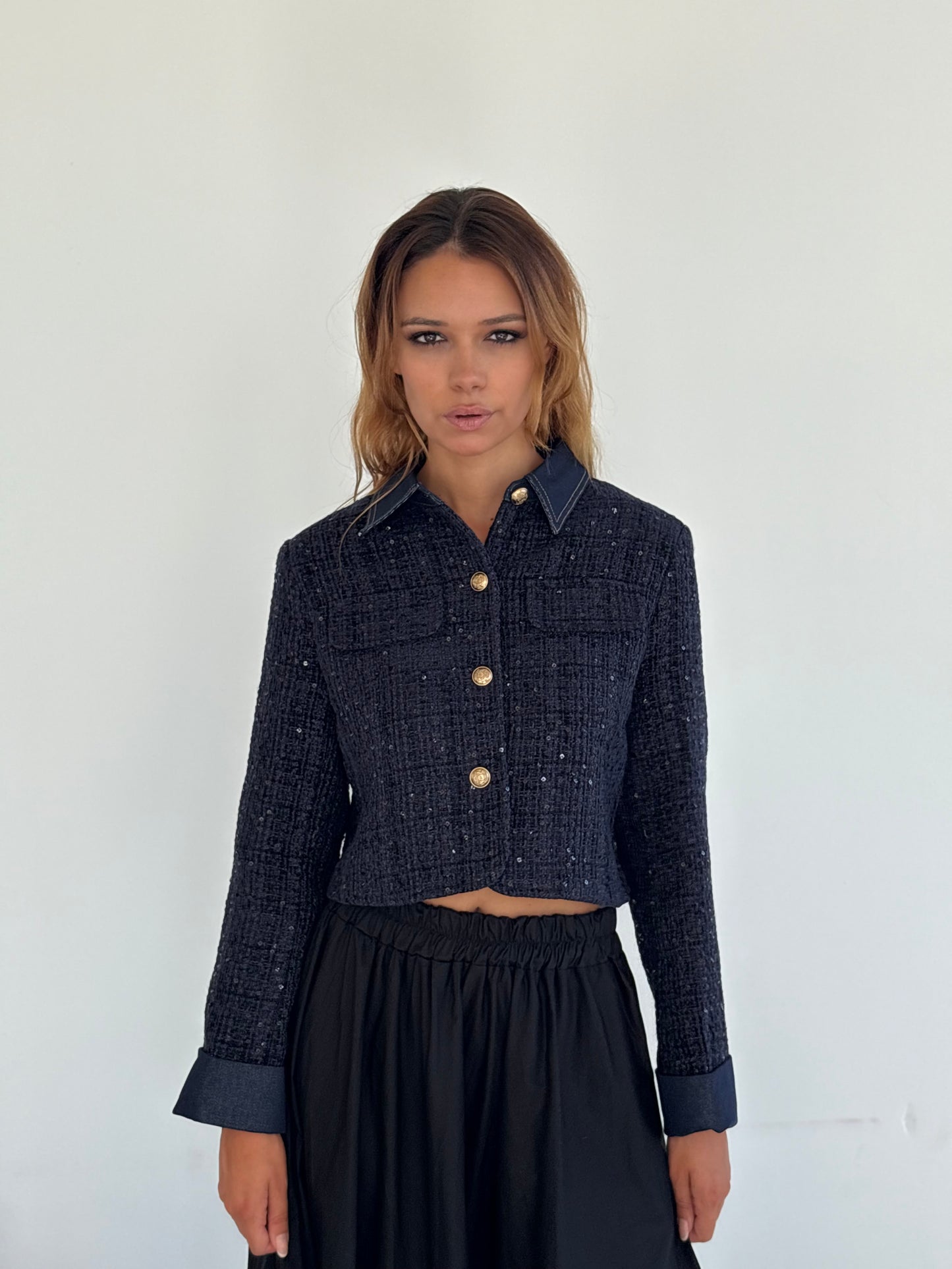 Veste en tweed pailletée à col en jean