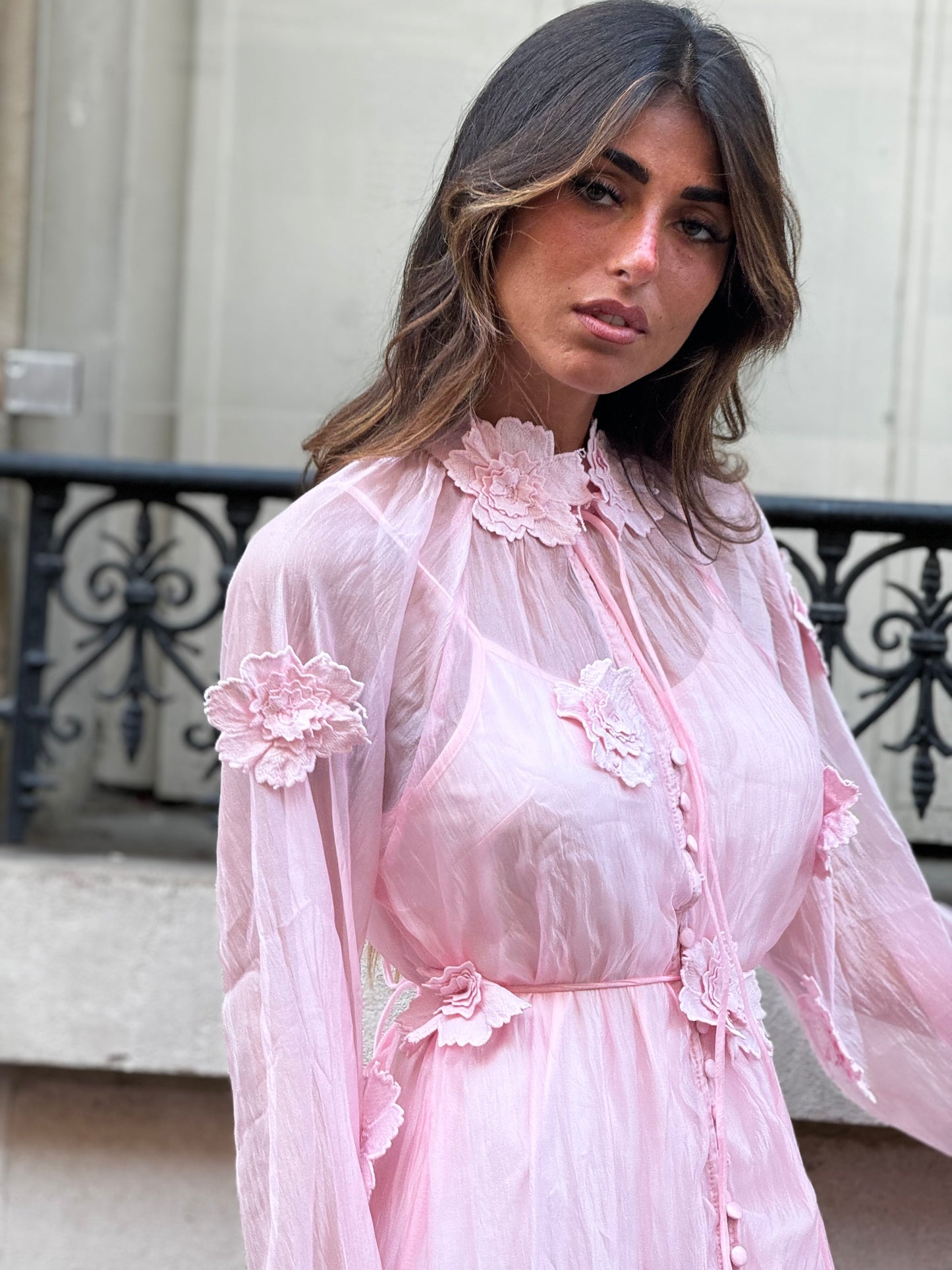 Robe en voile à fleurs
