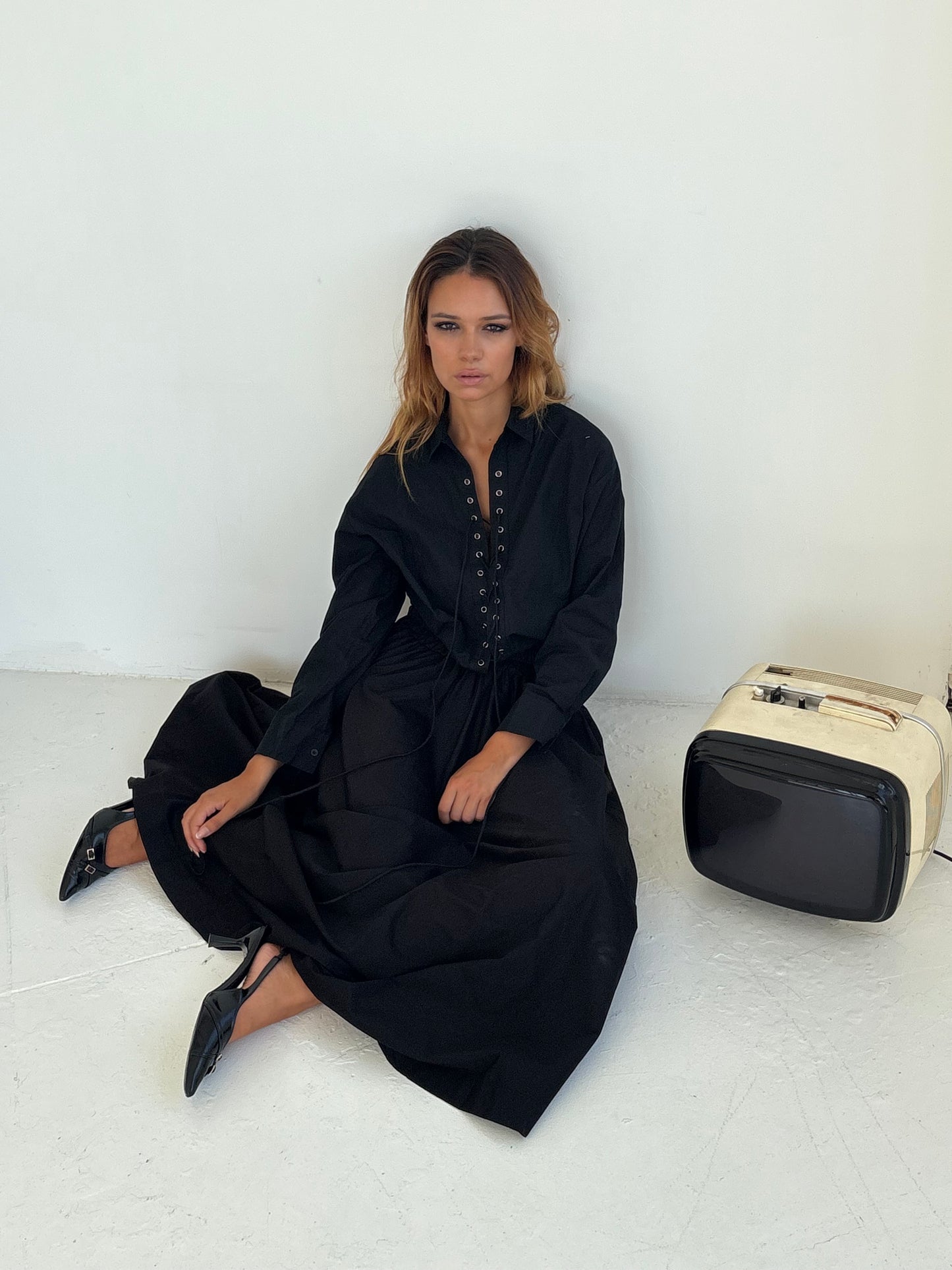 Chemise noir à lacer