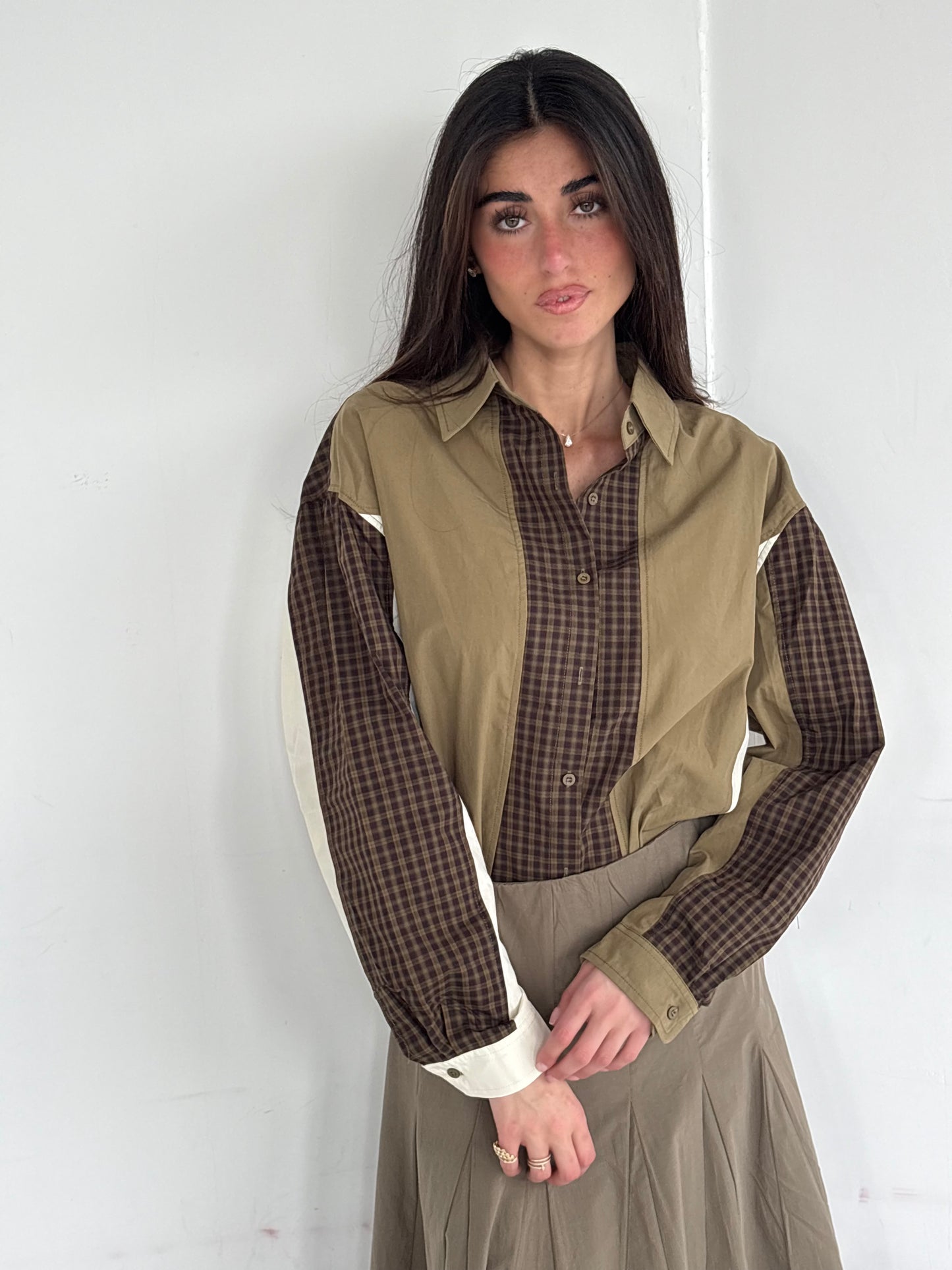 Chemise à carreaux kaki